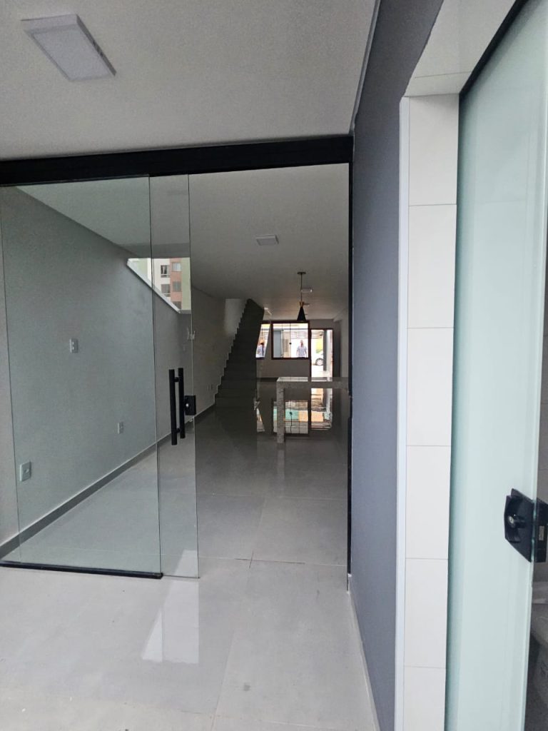 00c91215-680f-4da5-888f-73cc1159ad6b