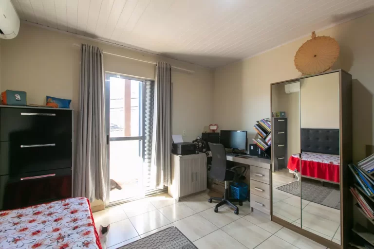 original894978256-657.3113438174798RAY1214