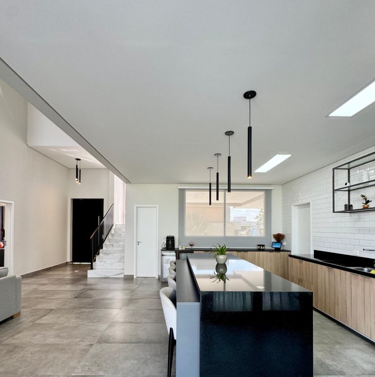 6facbb1e-6b0c-4792-931b-3e7218ba6ef9