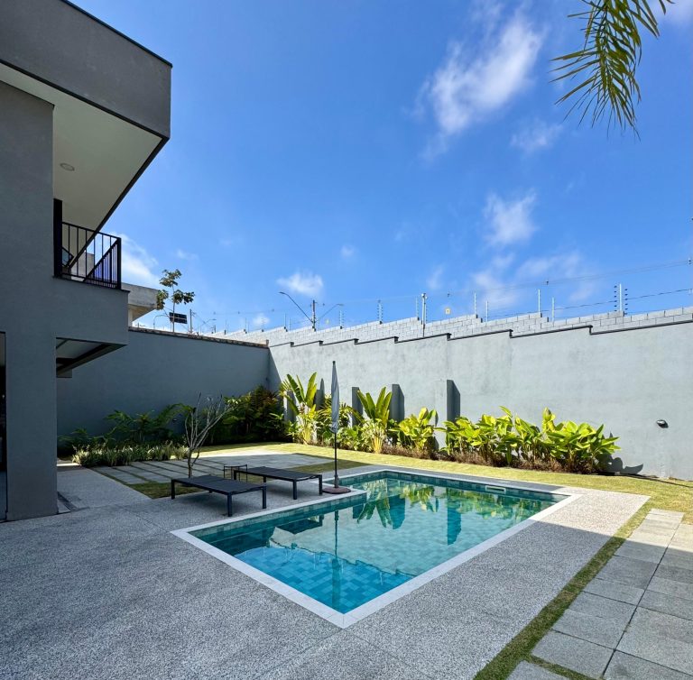 e1a6913b-dd6e-49d0-a1f0-46e79c2a21c7