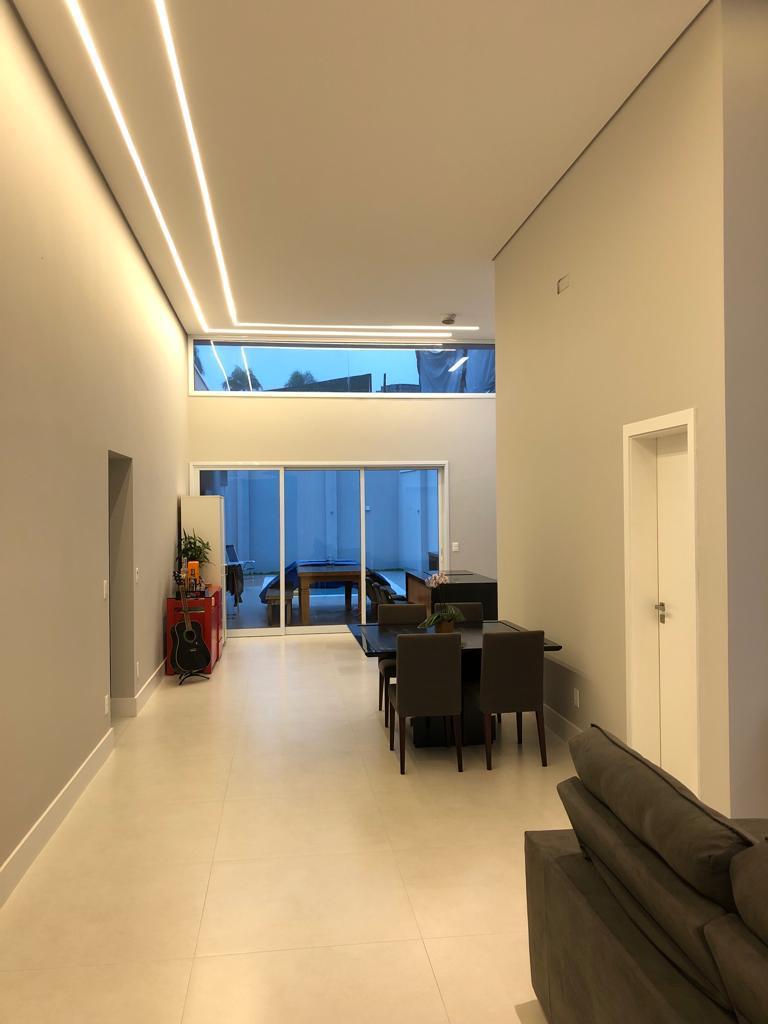 Imagem-do-WhatsApp-de-2025-10-08-as-09.33.33_02e8cfbc