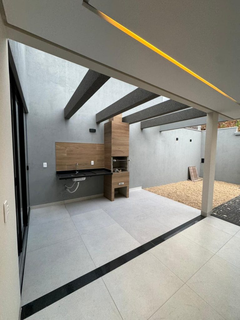 WhatsApp-Image-2025-10-20-at-16.15.56