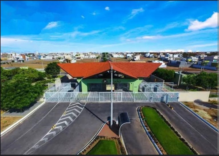 18f1d607e06b41cc94b71b317a169074