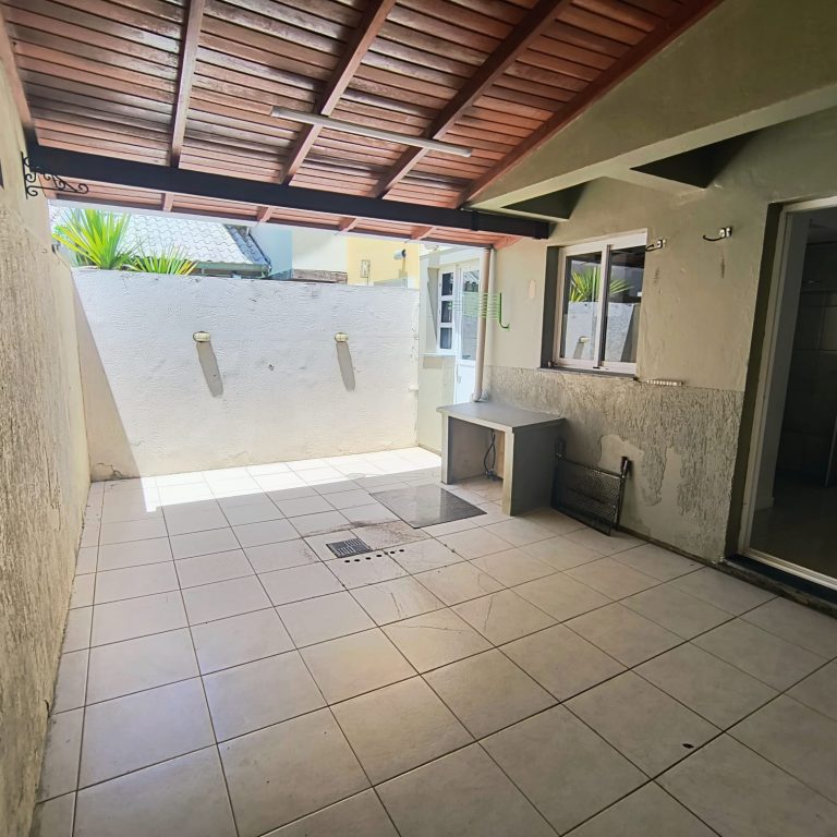 1fa4935b-000a-4475-b9e8-bfb2cde30f58